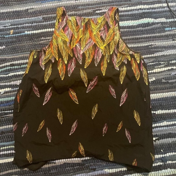 APT.9 Feathered Design Tank Top Blouse Medium - Picture 2 of 6